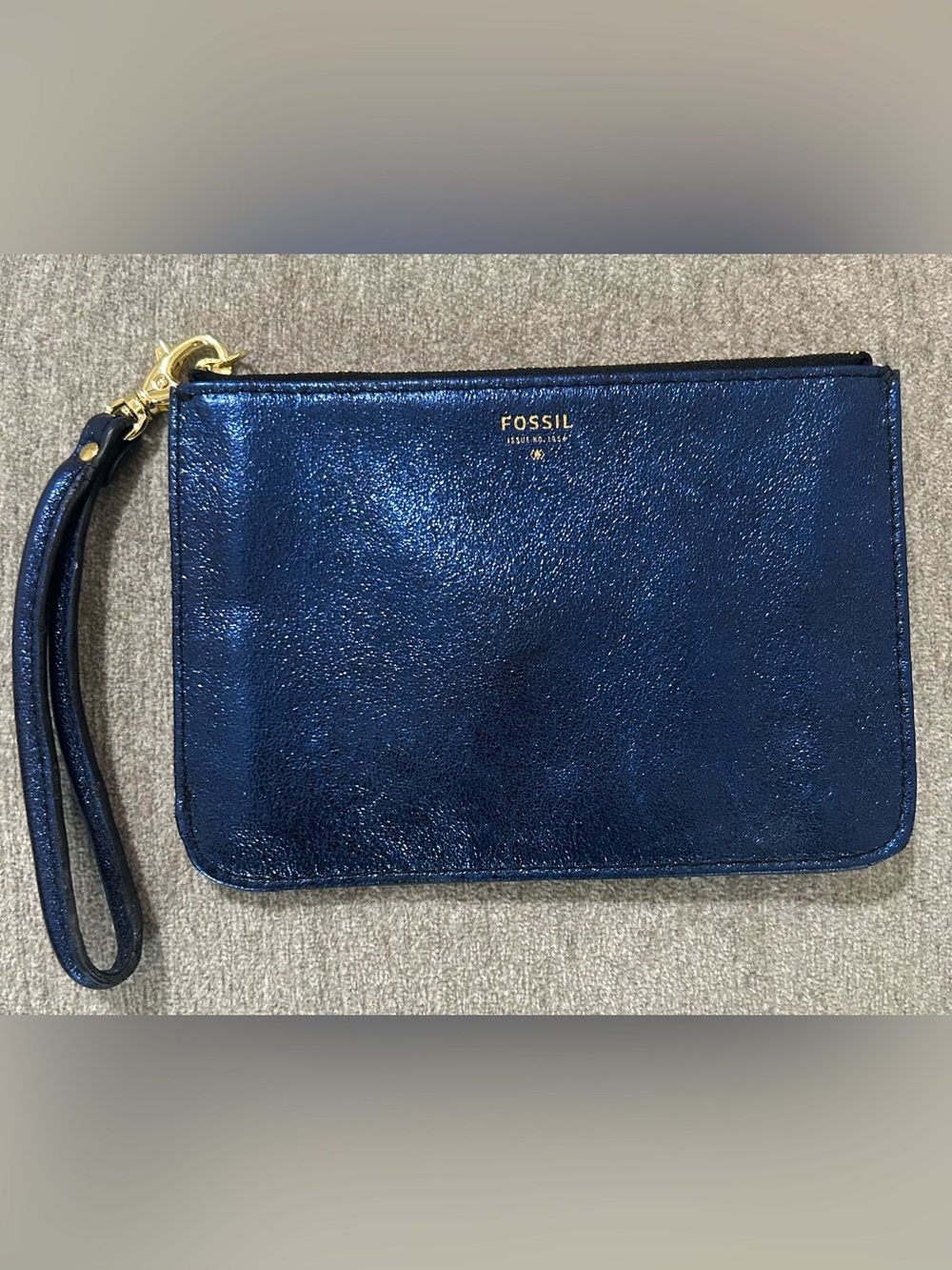Fossil Metallic Blue Leather Wristlet Clutch